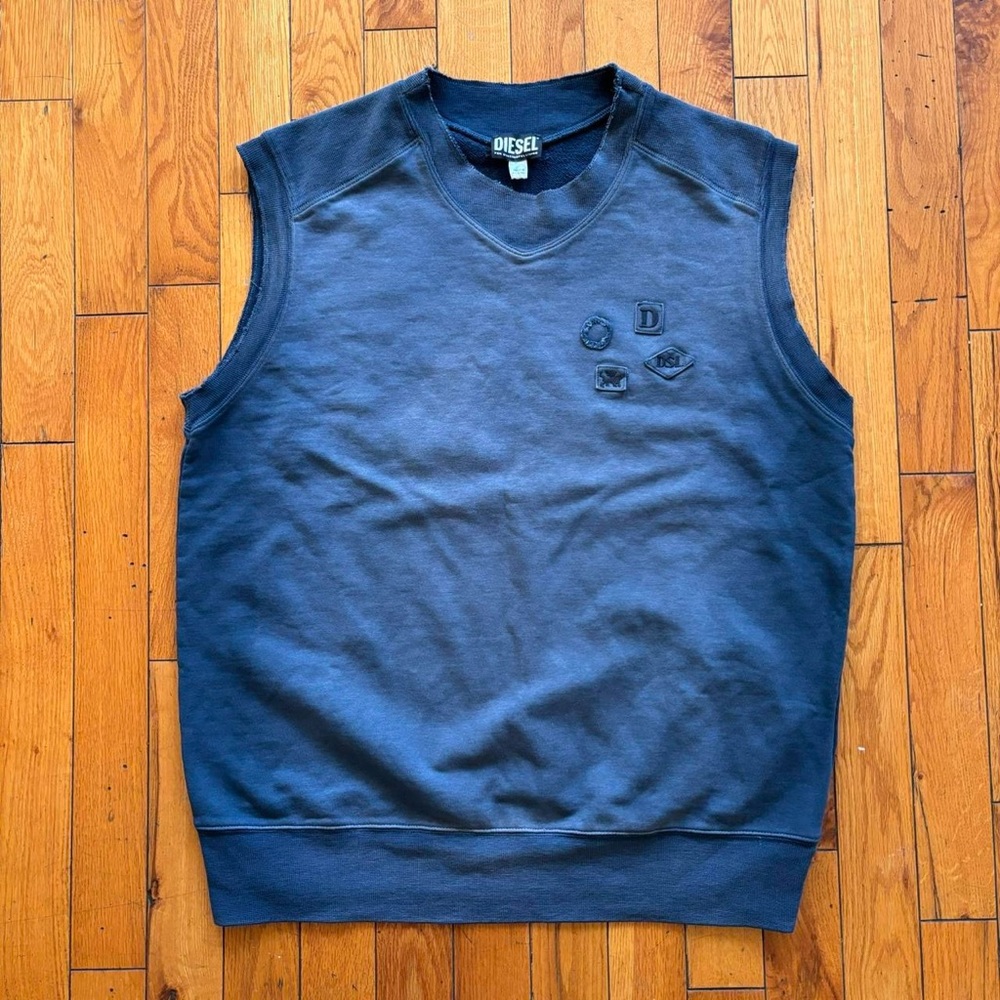 Diesel S Manny SS22 Sweatshirt Vest. Size large.